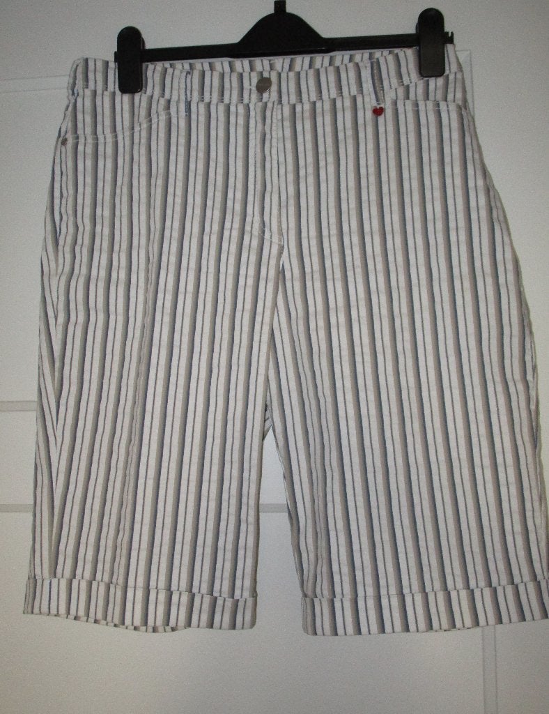 Relaxed by Toni bermuda streep stretch mt 44 wit beige blauw, Relaxed by Toni, Overige kleuren, Kort, Maat 42/44 (L)