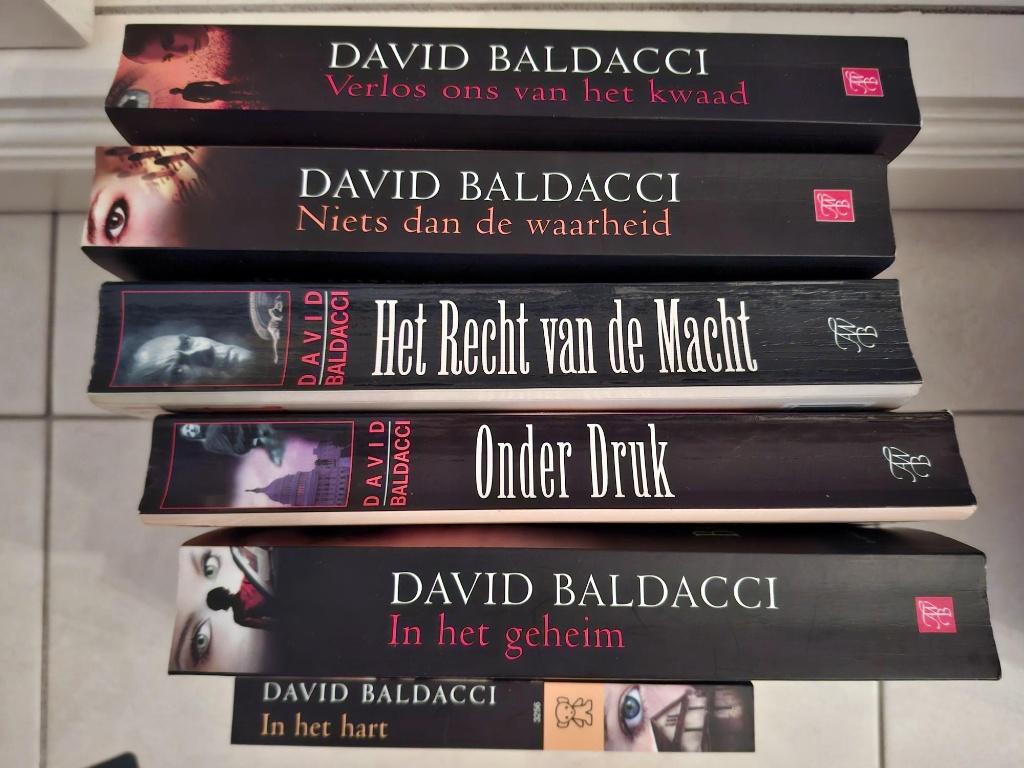 David Baldacci – meerdere reeksen ...., Ophalen of Verzenden, Zo goed als nieuw, David Baldacci, Amerika