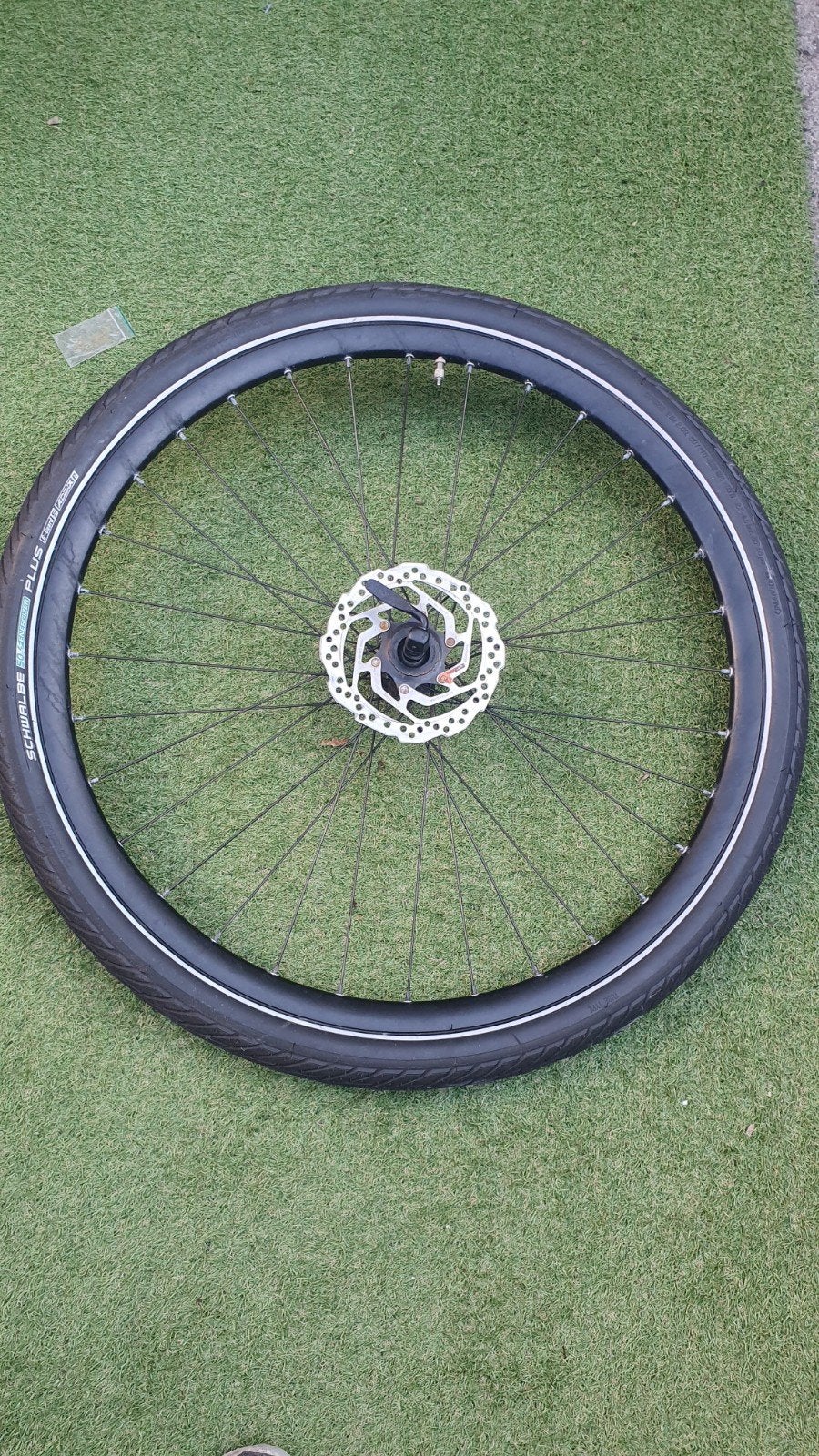 Fiets ebike shimano voorwiel compleet, Fietsen en Brommers, Fietsonderdelen, Ophalen of Verzenden, Band, Aluminium