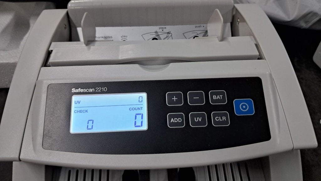 Briefgeld telmachine Safescan 2210, Postzegels en Munten, Ophalen, Sorteermachine of Telmachine