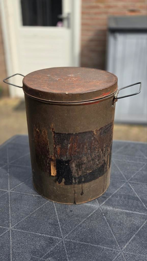 Vintage metalen emmer/ton met deksel en handvatten, Ophalen