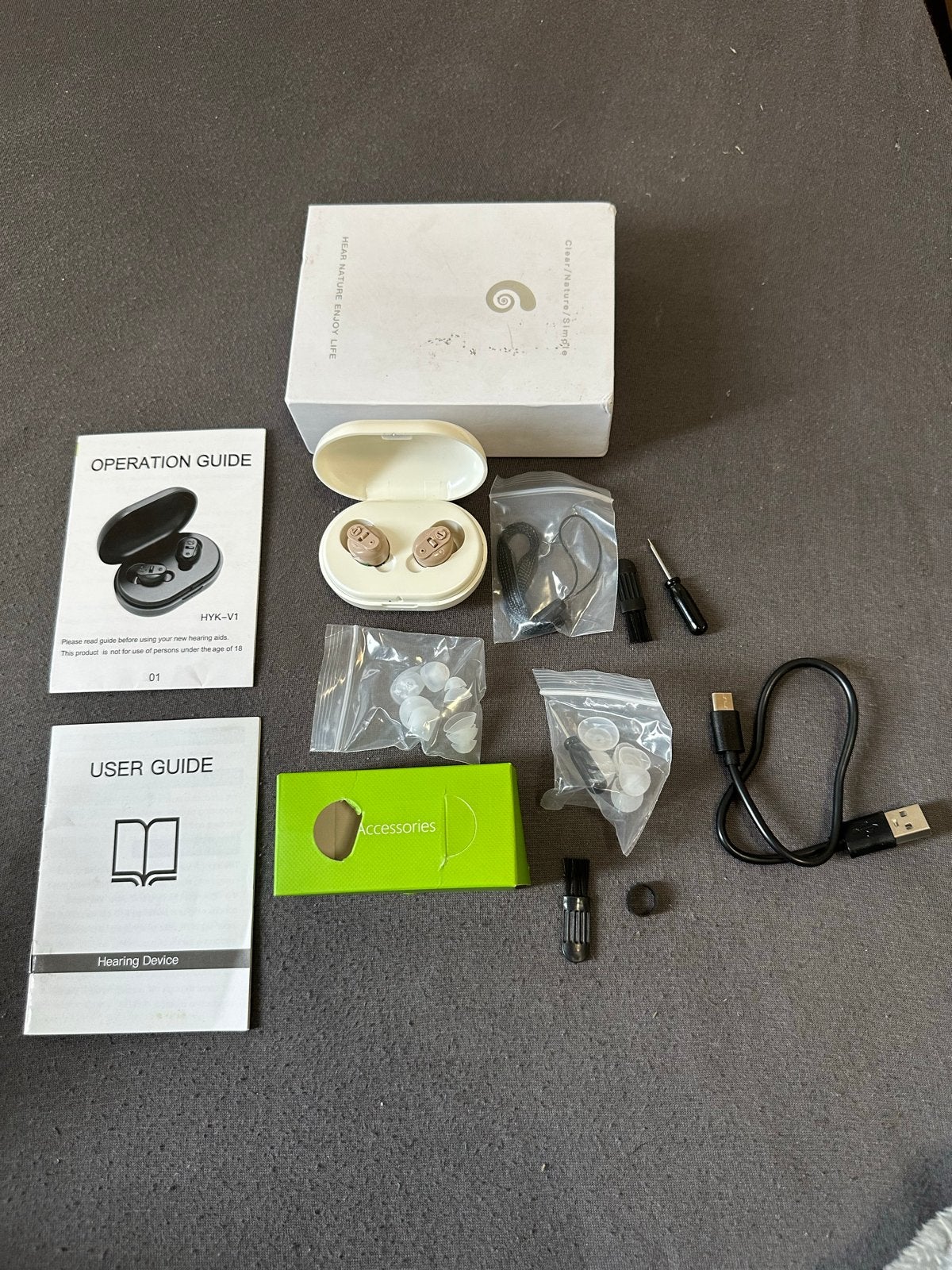 HYK-V1 Hoortoestel met oplaadcase en accessoires, Ophalen of Verzenden, Zo goed als nieuw, Overige typen
