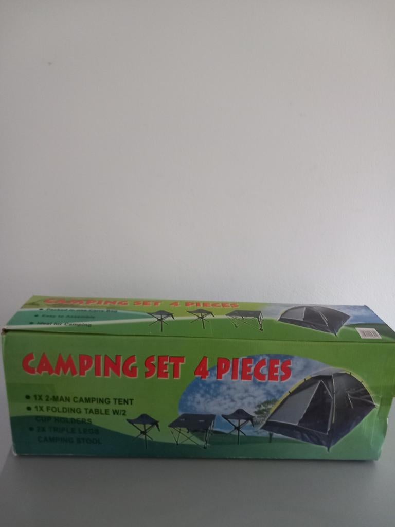 Complete nieuwe Camping Set - 4 Stuks (Tent, Tafel, Krukjes), Caravans en Kamperen, Ophalen of Verzenden