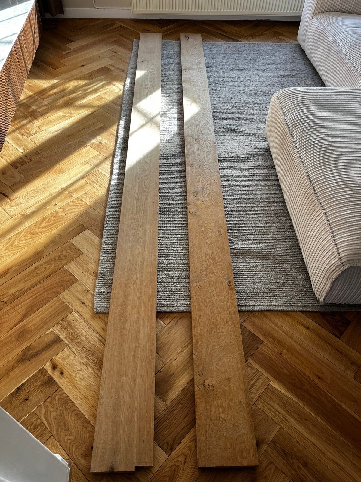 Twee prachtige eikenhouten planken | 3.78 lengte | €275,-, 25 tot 50 mm, Eiken, Ophalen of Verzenden, Zo goed als nieuw