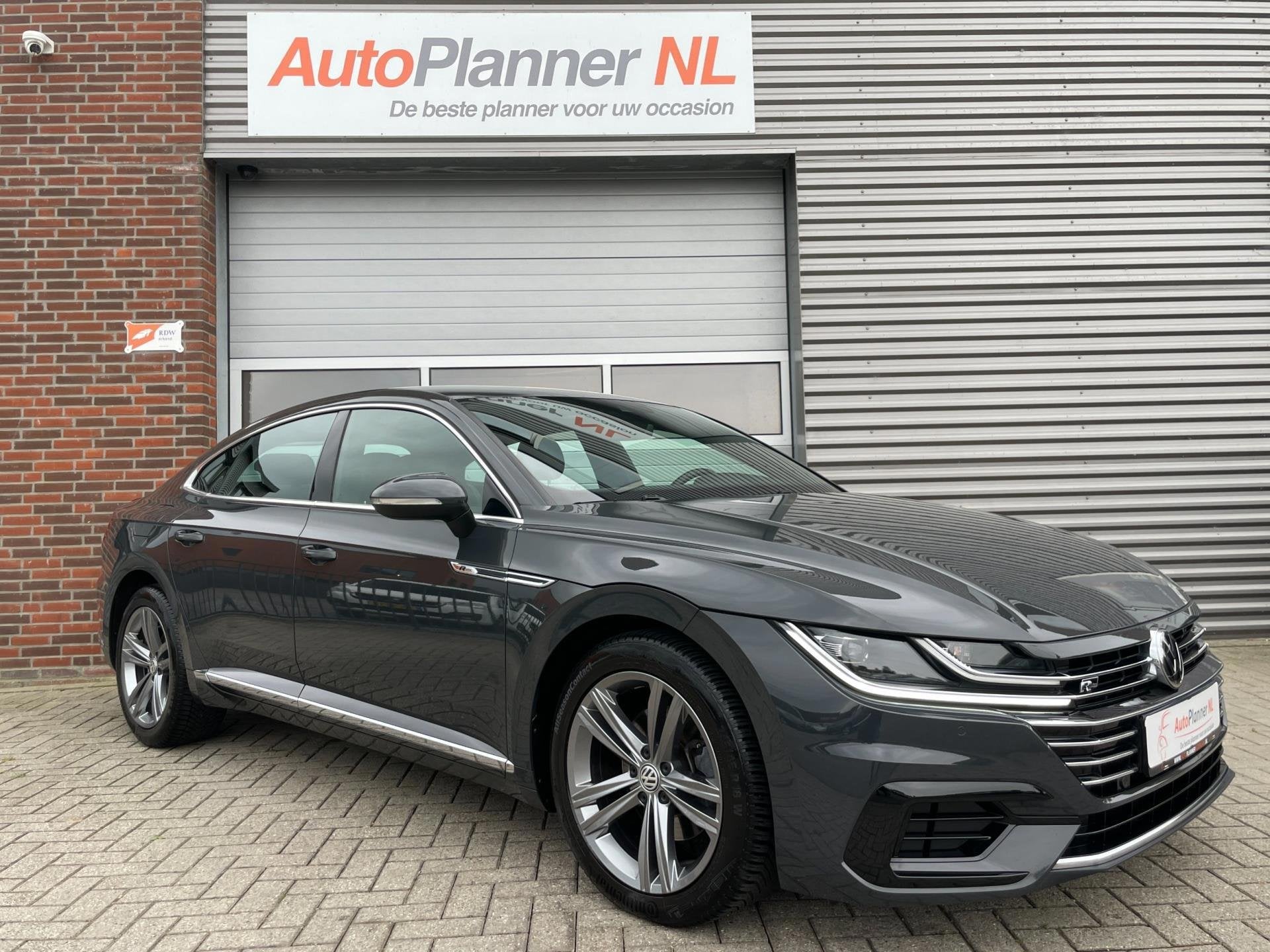 Volkswagen Arteon 2.0 TSI R-Line! Dealer Onderhouden!, Auto's, Volkswagen, Dealer onderhouden, Arteon, Gebruikt, Zwart