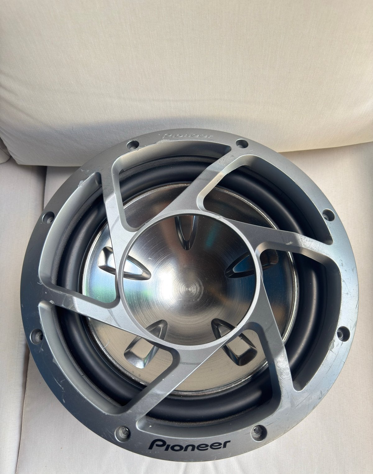 Pioneer TS-W1200F Free Air Subwoofer 30cm 800W, Ophalen of Verzenden, Zo goed als nieuw