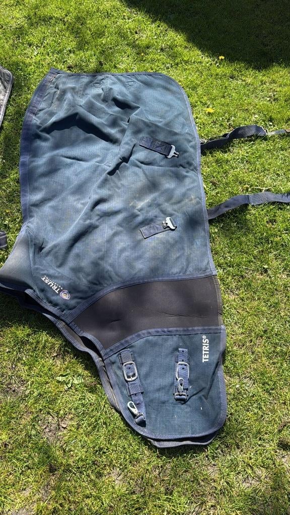 Deken TRUST maat 135, Dieren en Toebehoren, Paarden en Pony's | Dekens en Dekjes, Ophalen of Verzenden, Gebruikt, 0 g, Overige typen