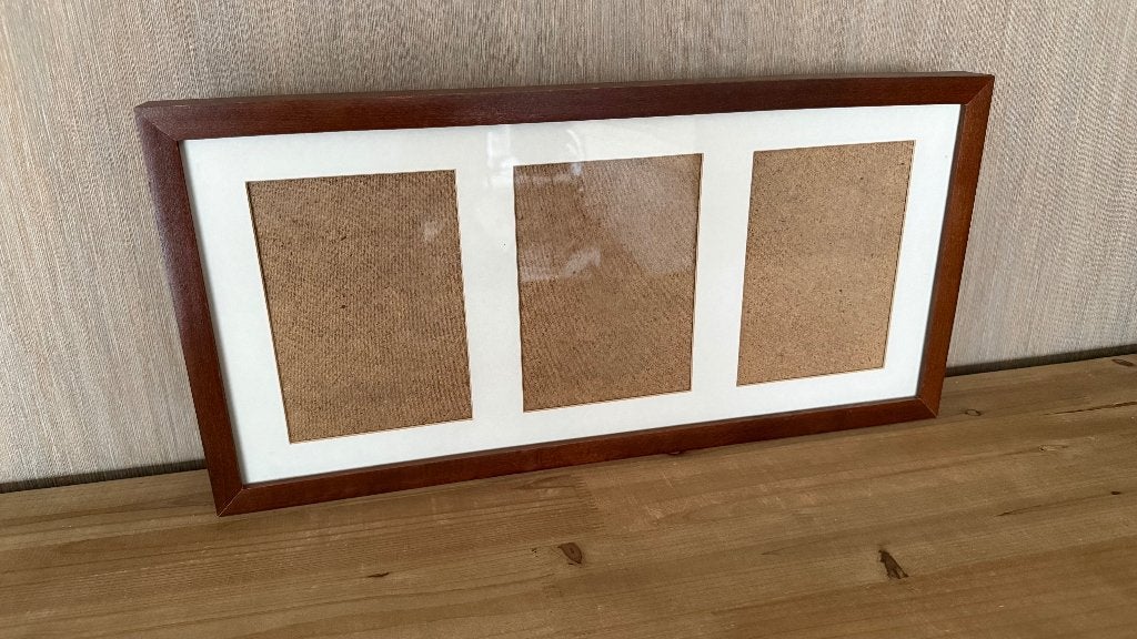 IKEA RIBBA multi fotolijst houtfineer voor 3 foto's, Ophalen, Collagefotolijst, Hangend, Zo goed als nieuw