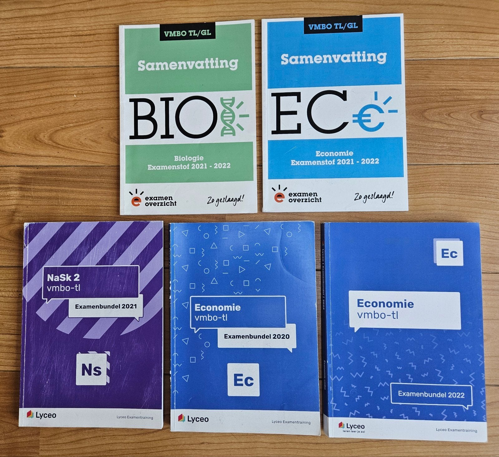 Examenbundels en samenvattingen VMBO TL/GL, Boeken, Schoolboeken, Ophalen of Verzenden, Gelezen, VMBO, Biologie