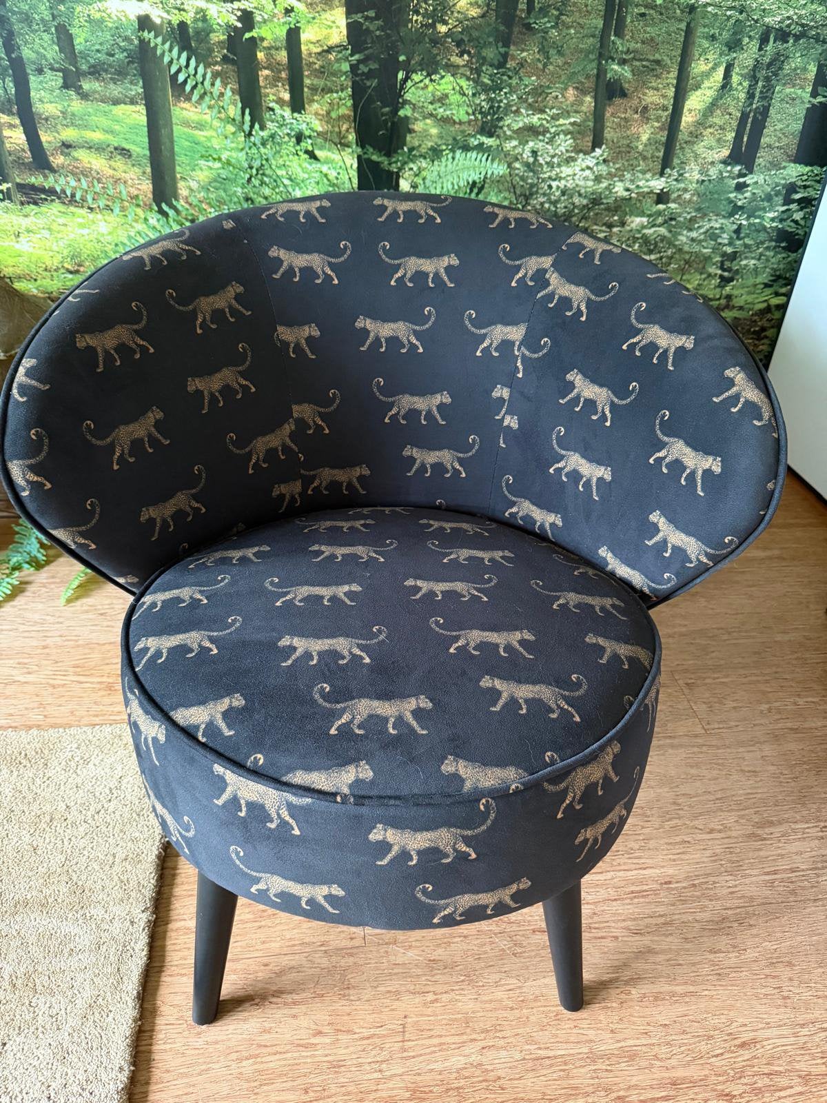 Woood design fauteuil Bo met panter print, Ophalen, Zo goed als nieuw, 75 tot 100 cm, 50 tot 75 cm