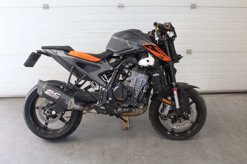 KTM 990 Duke 2024 schade, Motoren, 2 cilinders, Motorrijbewijs A, Gebruikt, Meer dan 35 kW