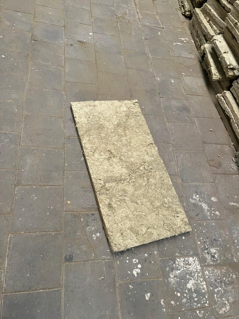 Gebruikte steenwolplaten 1,2mx0,6m met D= 4-5cm.