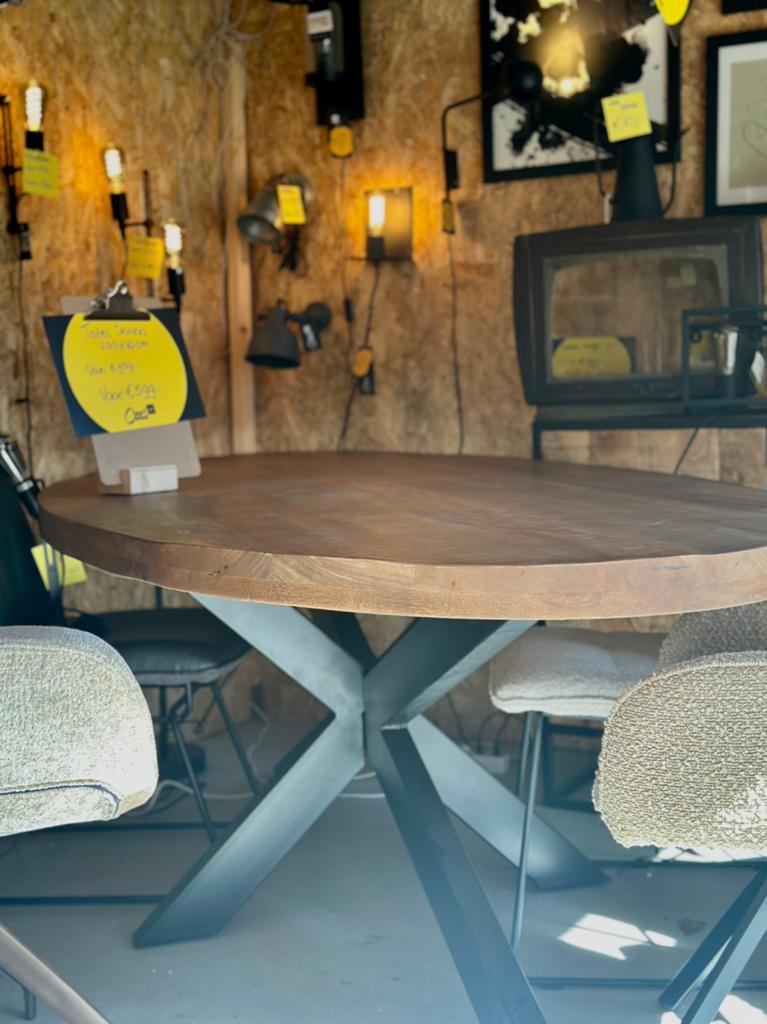 Eettafel ovaal mangohout 230 X 110 cm (OP=OP!), 100 tot 150 cm, 200 cm of meer, Hout, Zo goed als nieuw