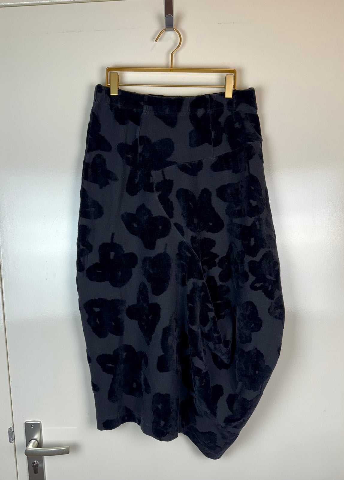 RUNDHOLZ Tulip Balloon Skirt Velvet Velour Flowers Black M, Kleding | Dames, Maat 38/40 (M), Zwart, Ophalen of Verzenden, Zo goed als nieuw