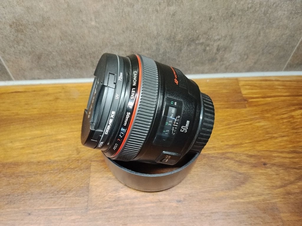 Mooie Canon EF 50mm AF F/1.2L USM Ultrasonic met Hoya Filter, Audio, Tv en Foto, Fotografie | Lenzen en Objectieven, Zo goed als nieuw