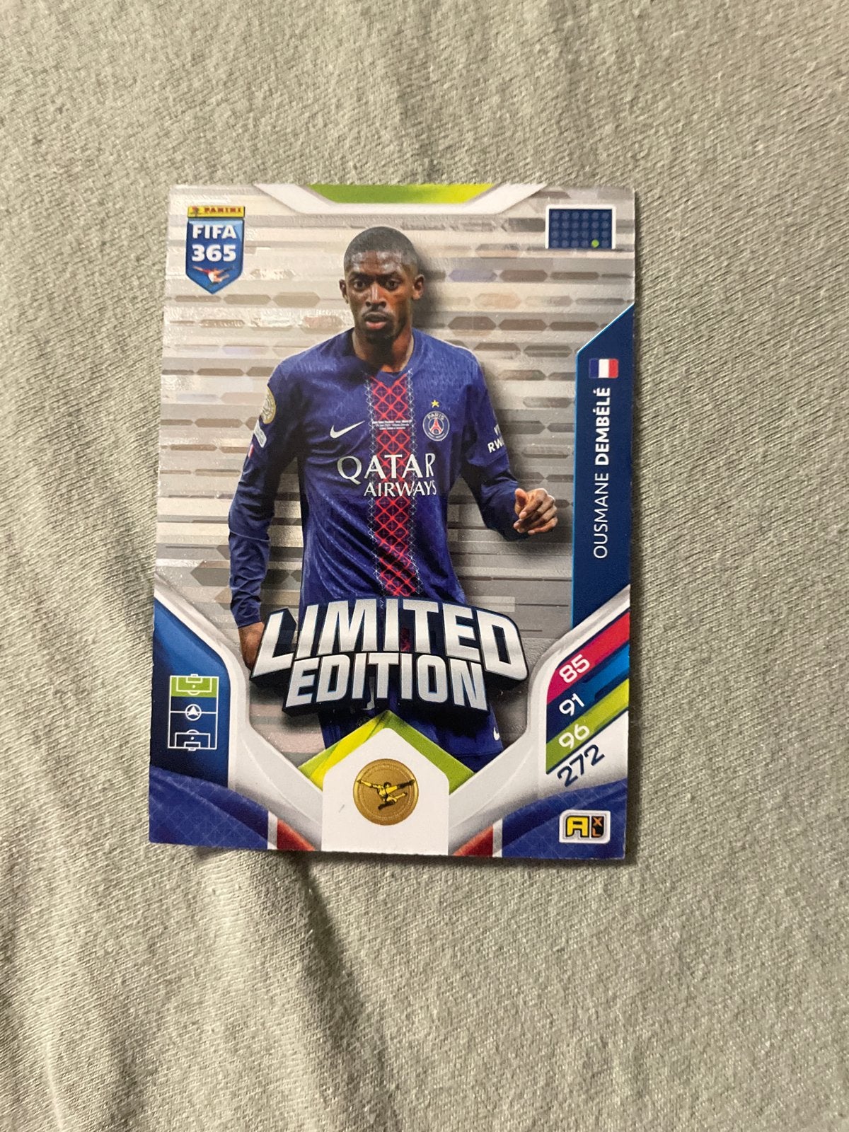 Ousmane Dembélé Limited Edition FIFA 365 Panini kaart, Ophalen of Verzenden, Zo goed als nieuw, Buitenlandse clubs, Spelerskaart