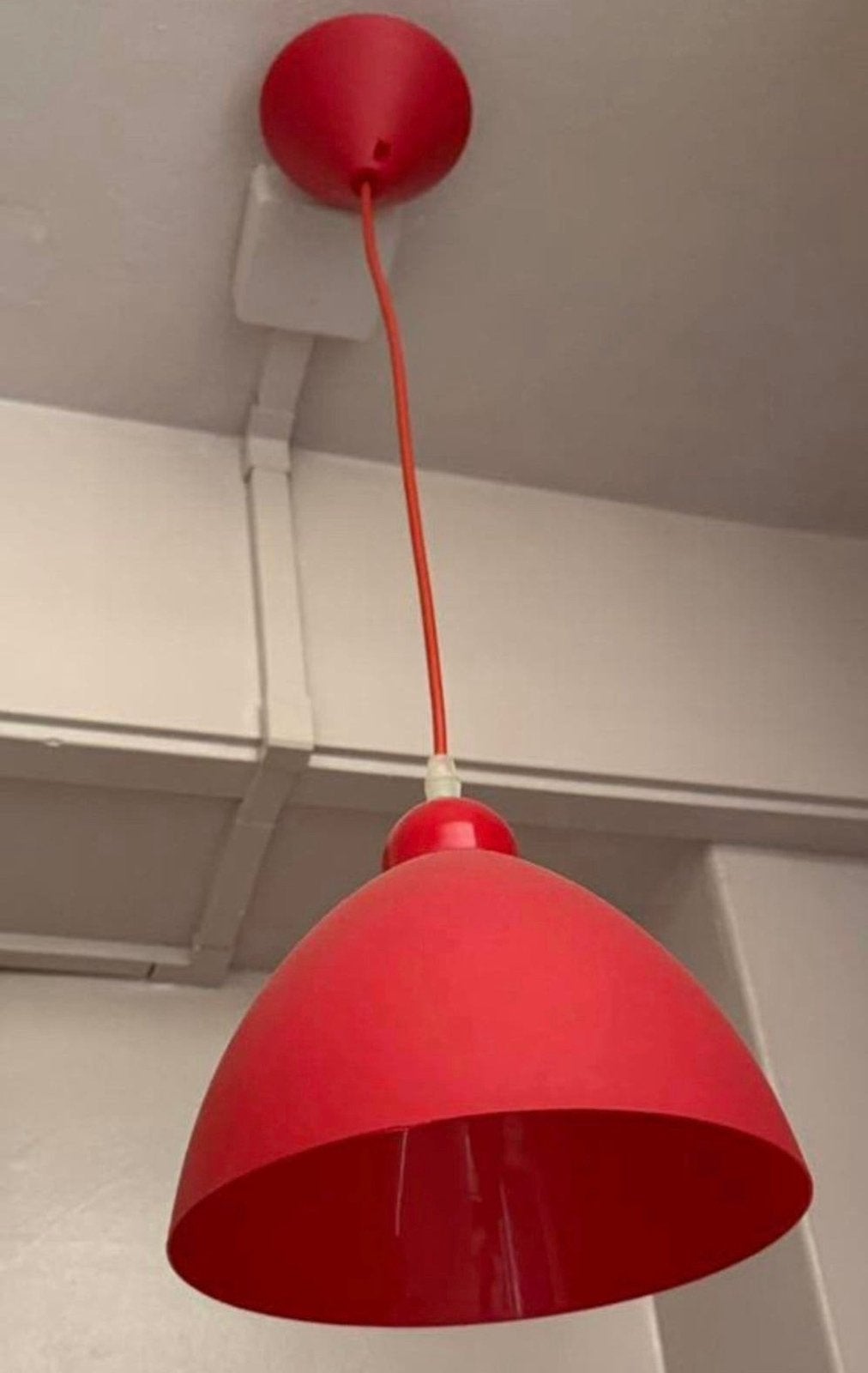 Nog nieuwe hanglamp in rood, Verzenden, Zo goed als nieuw