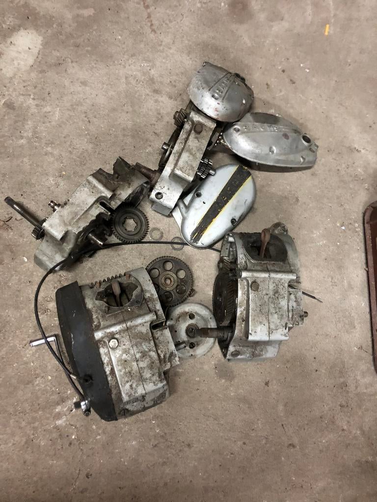 Sachs 501 motorblokken 4 bak kickstarter, Fietsen en Brommers, Brommeronderdelen | Oldtimers, Ophalen of Verzenden, Blok, Overige merken