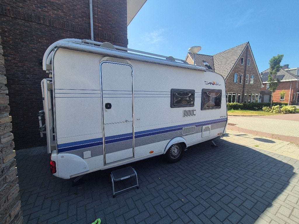 Hobby Caravan De Luxe easy SF 2003 voortent/luifel/mover, Caravans en Kamperen, Hobby, Treinzit, Particulier, Kachel
