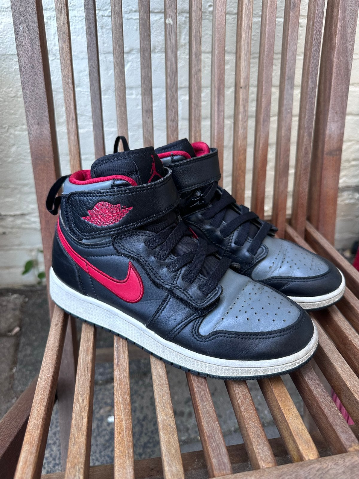 Jordan 1 High FlyEase maat 37.5, Ophalen of Verzenden, Gedragen, Rood, Sneakers of Gympen