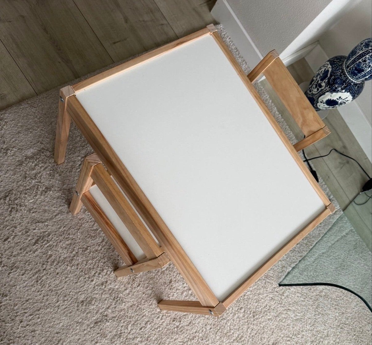 IKEA LÄTT Kindertafel met 2 stoelen, Ophalen, Zo goed als nieuw, Tafel(s) en Stoel(en)