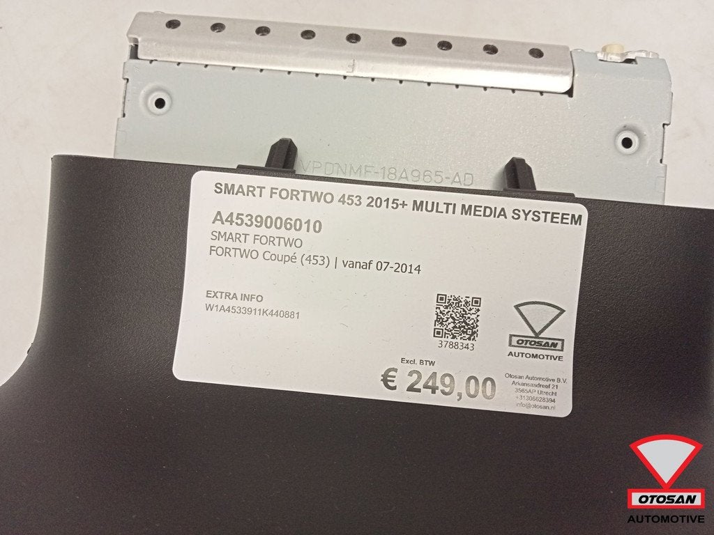 Smart Fortwo 453 2015+ Multi Media Systeem A4539006010, Gebruikt, Mercedes-Benz AG, Ophalen of Verzenden, Mercedesstrasse 120
70372  Stuttgart, DE