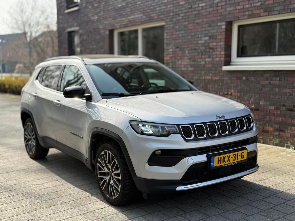 Jeep Compass 1.3T 4XE 190pk Eawd Aut 2022 Wit, Auto's, Automaat, Zwart, 4 cilinders, Leder en Stof