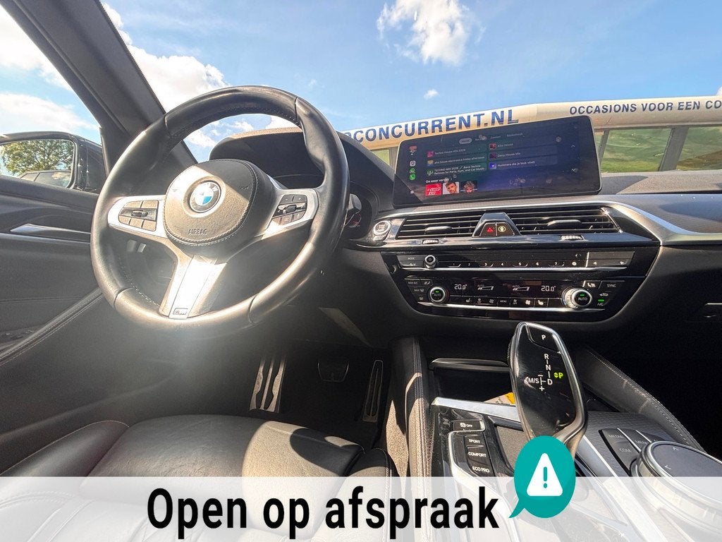 BMW 5-serie Touring 520i High Executive Edition M-pakket, Ca, Auto's, BMW, Automaat, 1998 cc, Achterwielaandrijving, Gebruikt