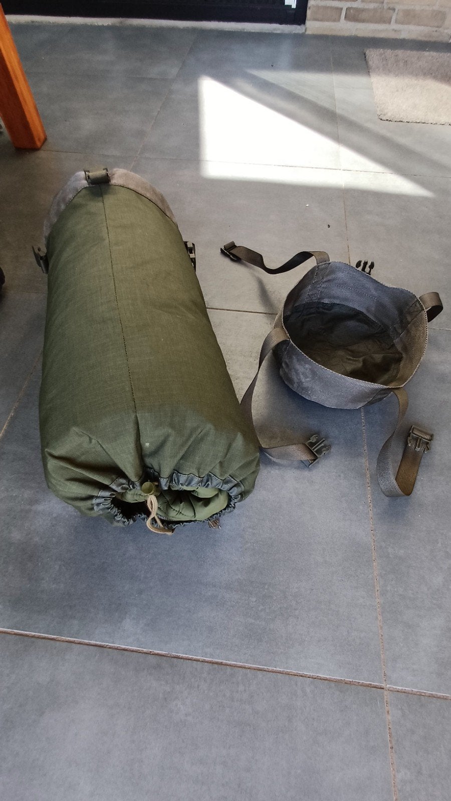 Kwaliteits Leger Slaapzak met Originele Omzak - 2 Meter, Ophalen of Verzenden, Gebruikt