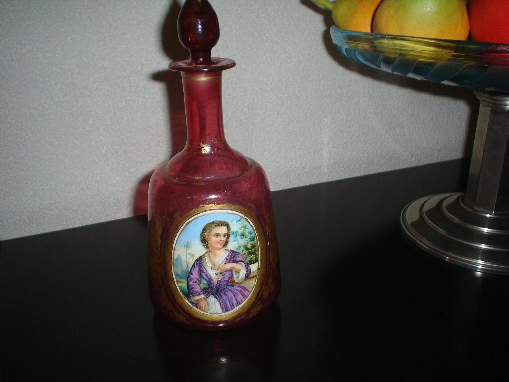 Antieke(rood cranberry) glas karaf handgeschilderd medaillon, Verzenden