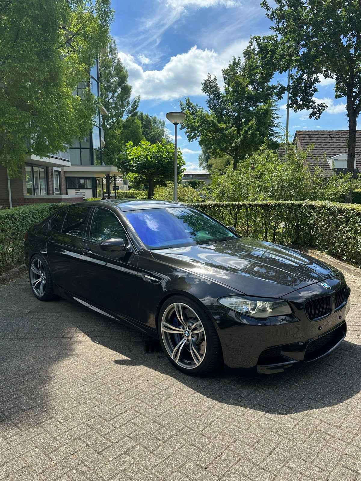 BMW 5-Serie M5 F10 Hartge 680pk, Auto's, BMW, Automaat, Achterwielaandrijving, 8 cilinders, 2000 kg