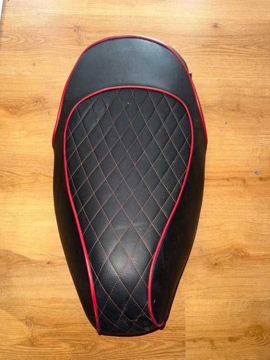 Zip zadel custom, kapot scharnier hoes in orde, Ophalen of Verzenden