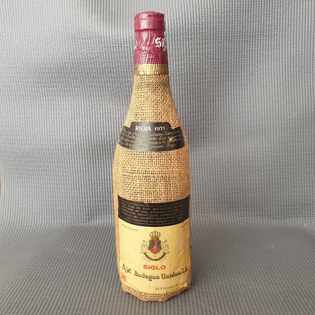 Oude wijn uit 1971 Rioja Crianza Siglo, Verzamelen, Wijnen, Spanje, Nieuw, Ophalen of Verzenden, Rode wijn