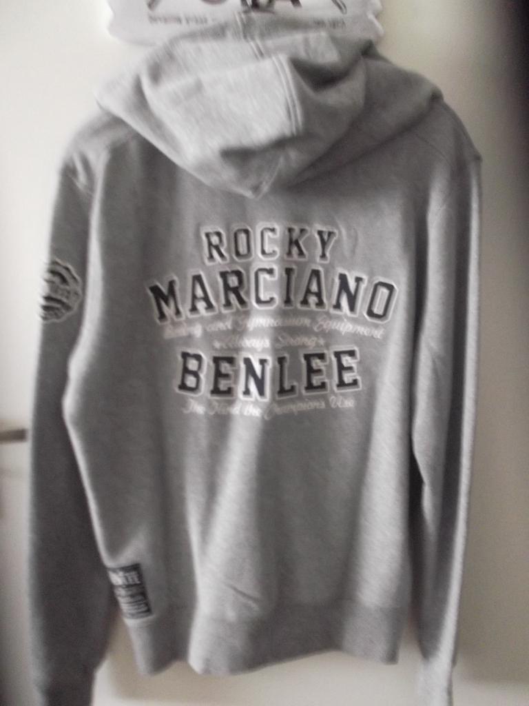 nieuwe hoodie maat m, Kleding | Heren, Truien en Vesten, Onbekend, Maat 48/50 (M), Nieuw, Ophalen of Verzenden