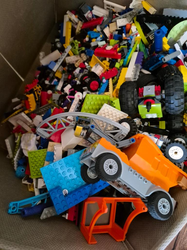Grote boodschappentas vol diverse LEGO stenen en onderdelen, Gebruikt, Lego, Ophalen of Verzenden, Losse stenen