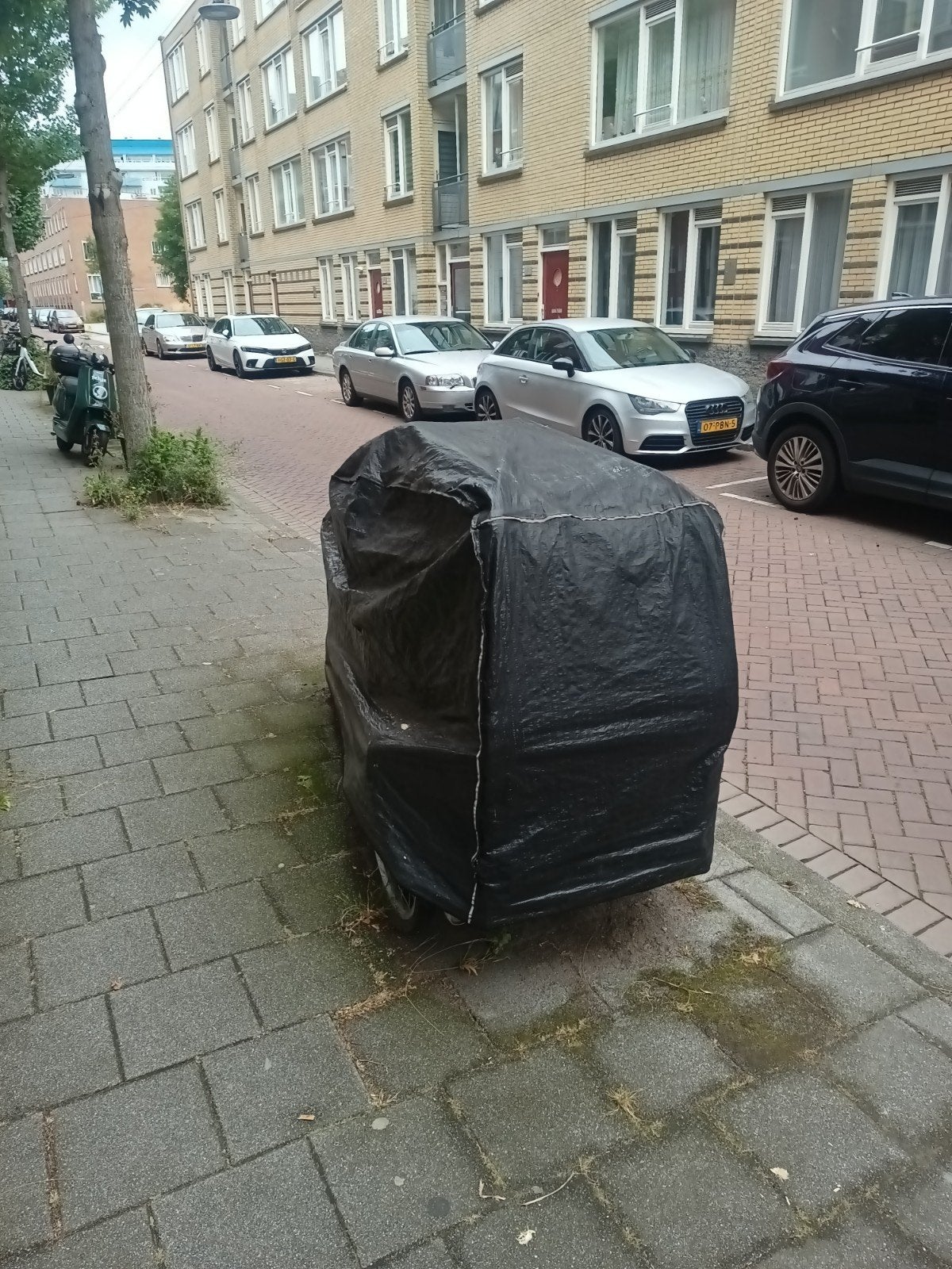 Bakfiets met nieuw achterwiel en motor, Fietsen en Brommers, Fietsen | Bakfietsen, Gebruikt, 2 kinderen, Elektrisch, Huif, Ophalen of Verzenden