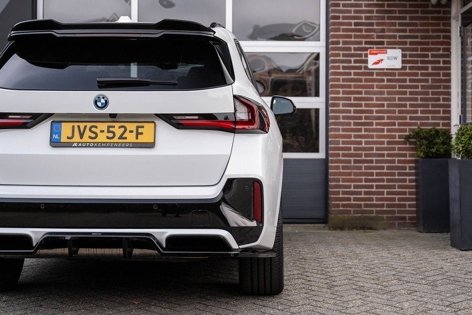 BMW X1 xDrive30e M Sport | Maxton | Head-Up | 360 | Comfor, Zwart, Alcantara, Wit, Plug-in hybride
