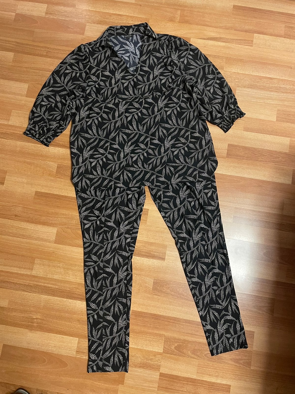 Travelstof broek met top, Kleding | Dames, Zwart, Maat 42/44 (L), Ophalen of Verzenden, Zo goed als nieuw