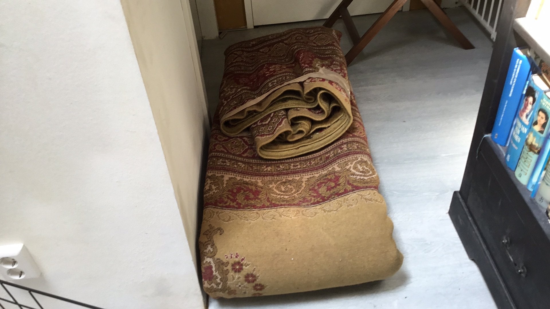 Wollen tapijt vintage 3 bij 4 meter gratis ophalen, Ophalen, Gebruikt, Vintage, 200 cm of meer