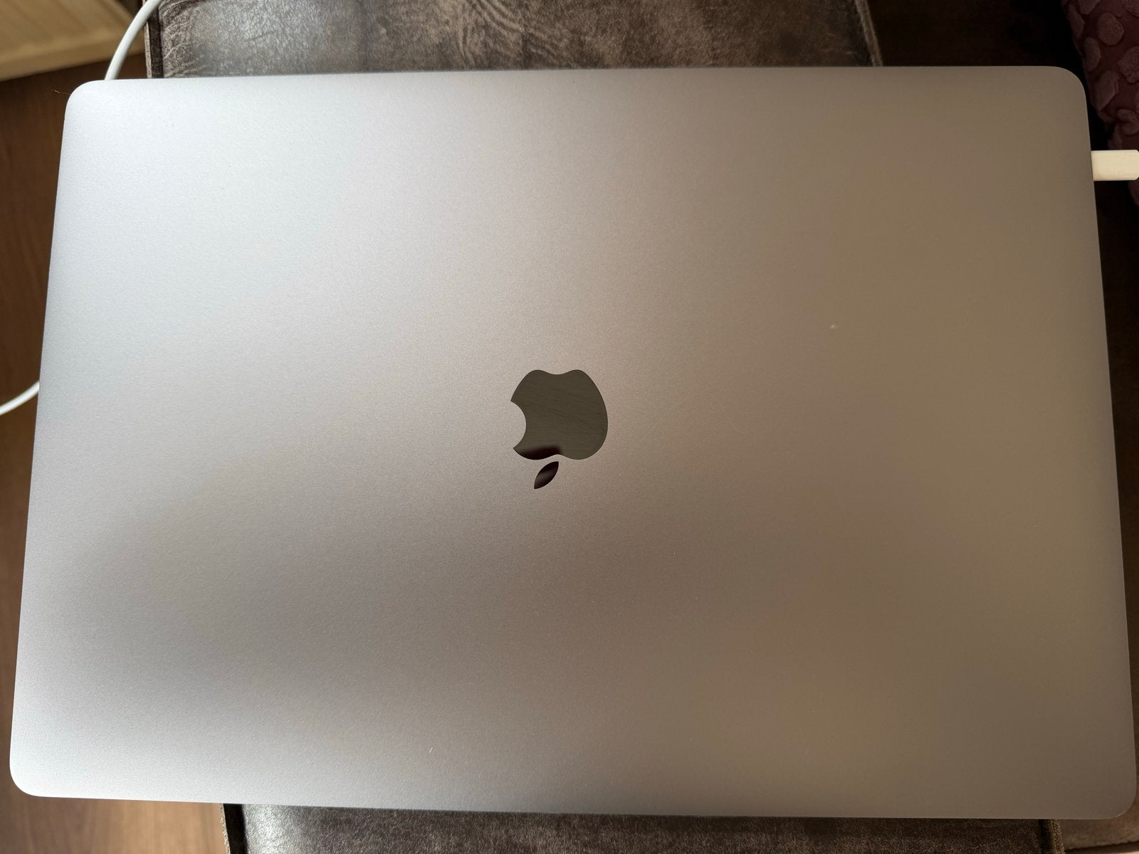 MacBook Pro 15-inch 2017 - 16GB RAM, 1TB opslag, 1 TB of meer, 2 tot 3 Ghz, Zo goed als nieuw, 16 GB