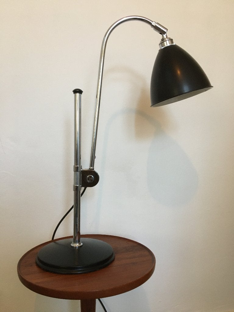Design lamp, Huis en Inrichting, Lampen | Tafellampen, Gebruikt, Bauhaus, Ophalen of Verzenden, Metaal