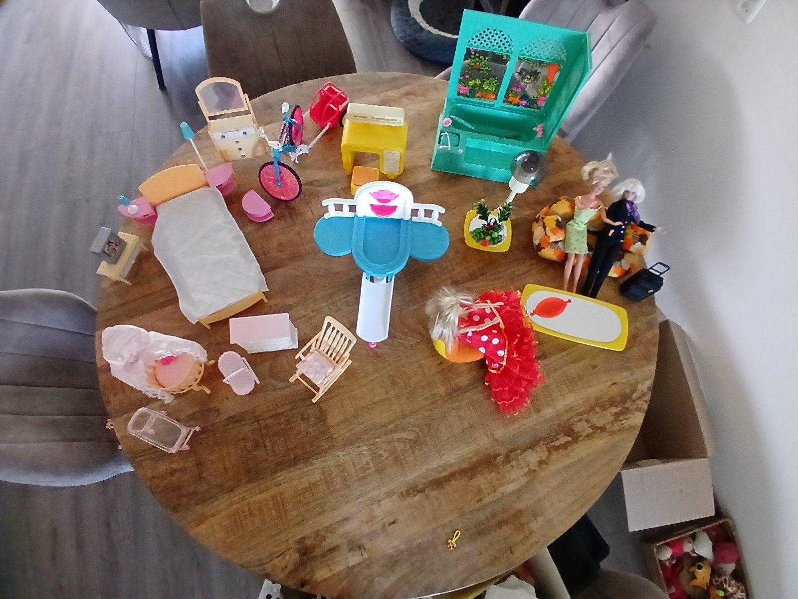 Grote set Barbie meubels en accessoires, Ophalen of Verzenden, Gebruikt, Barbie