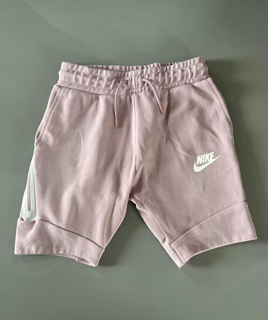 Nike tech fleece short lichtroze 128-137 cm, Kinderen en Baby's, Babykleding | Maat 50, Ophalen of Verzenden, Gebruikt, Jongetje of Meisje