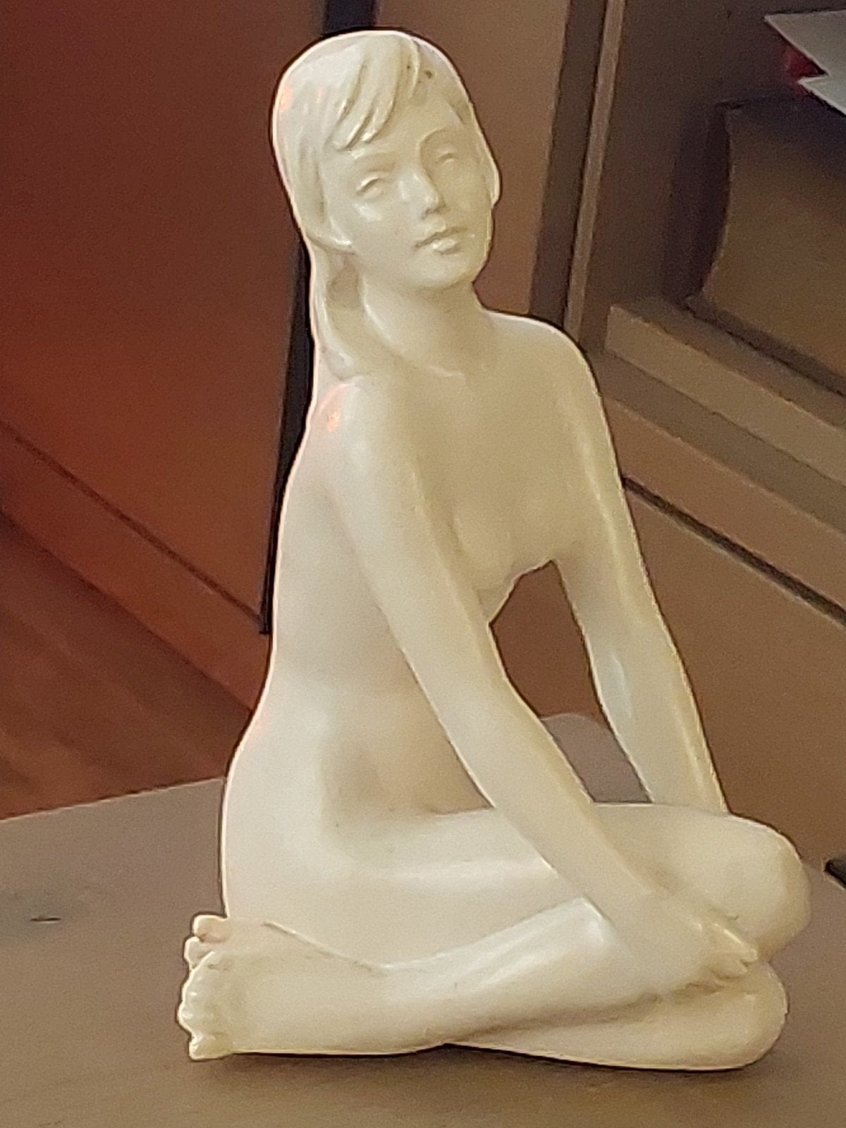 zittend naakt, Flora keramiek Gouda Holland, Antiek en Kunst, Ophalen of Verzenden