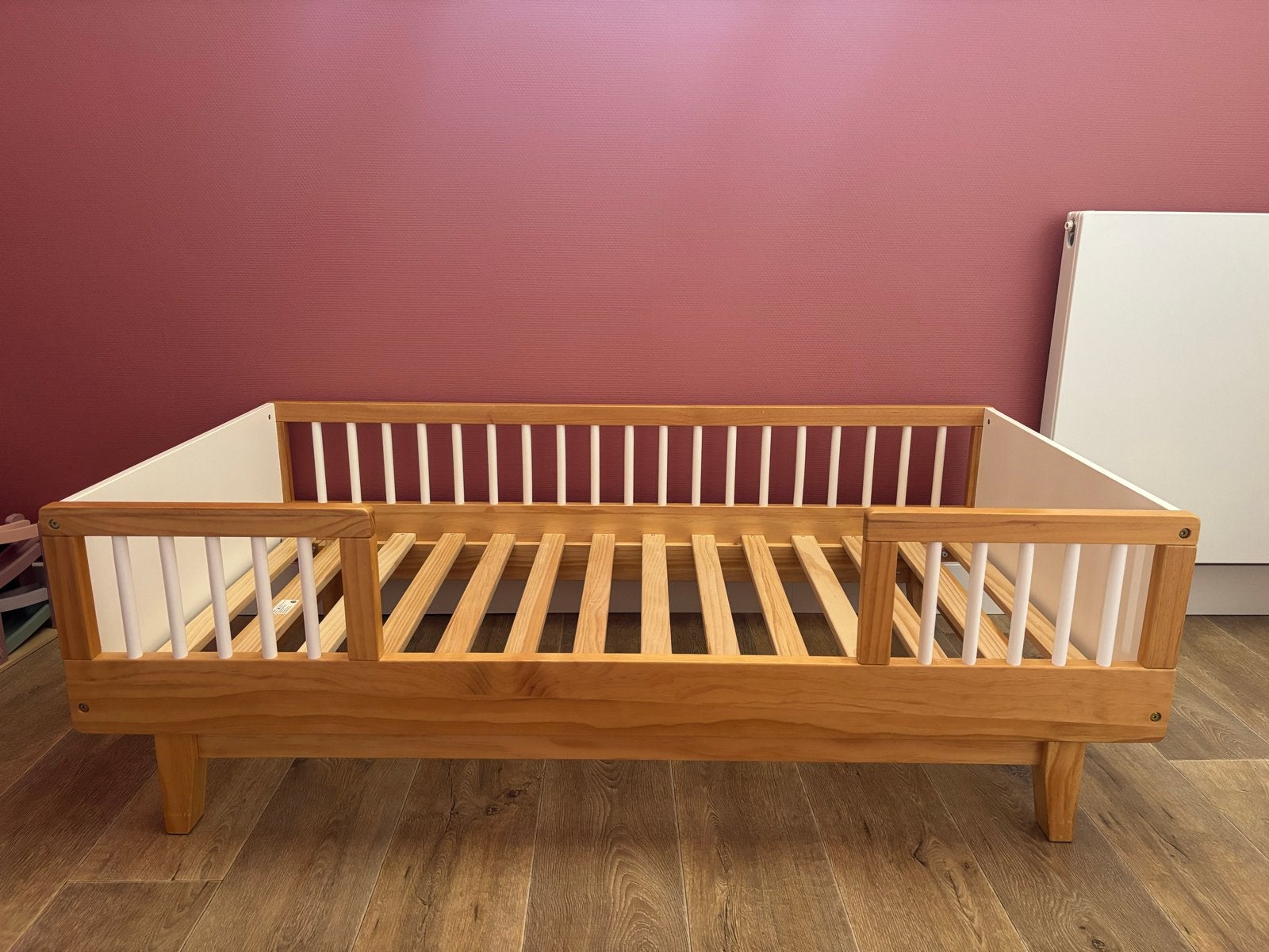 Petit Amélie peuterbed Cerise 140x70 cm, Ophalen, 70 tot 85 cm, 140 tot 160 cm, Zo goed als nieuw