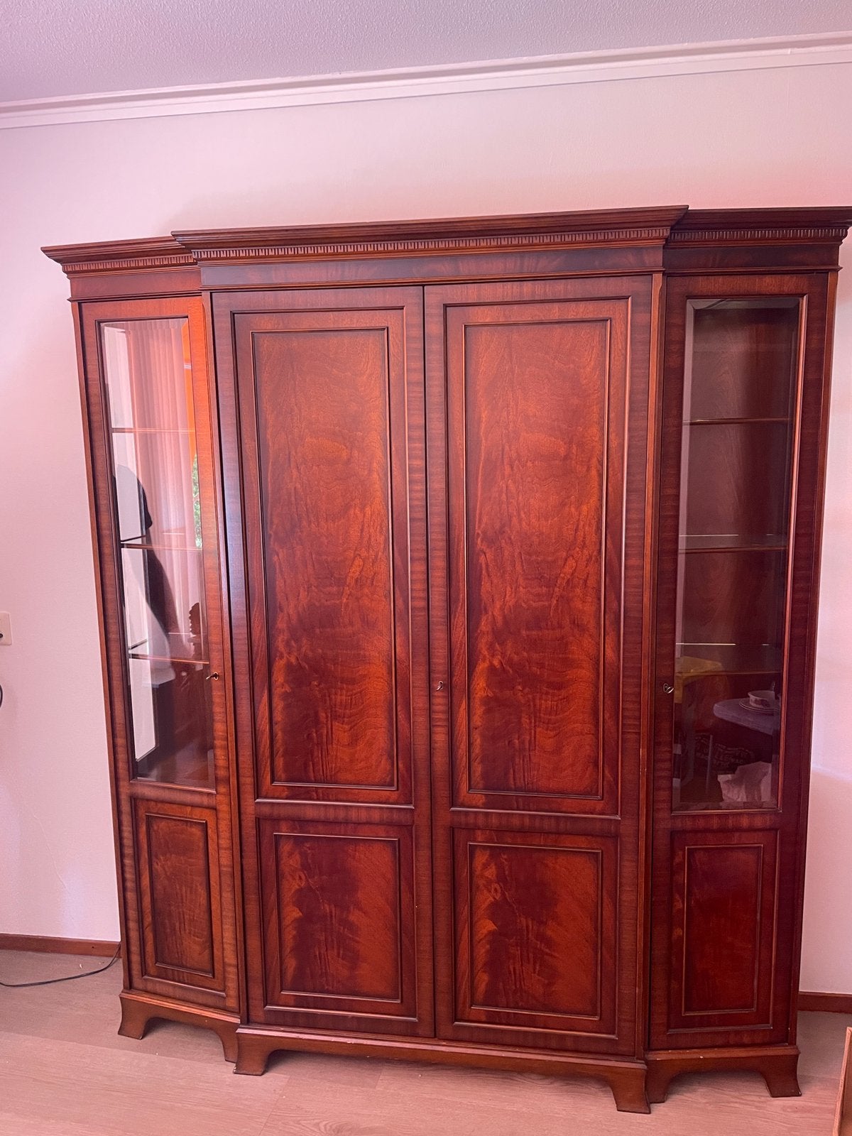 Zeer fraaie Heldense Exclusive klassieke houten kast, Ophalen, Klassiek, 150 tot 200 cm, 150 tot 200 cm