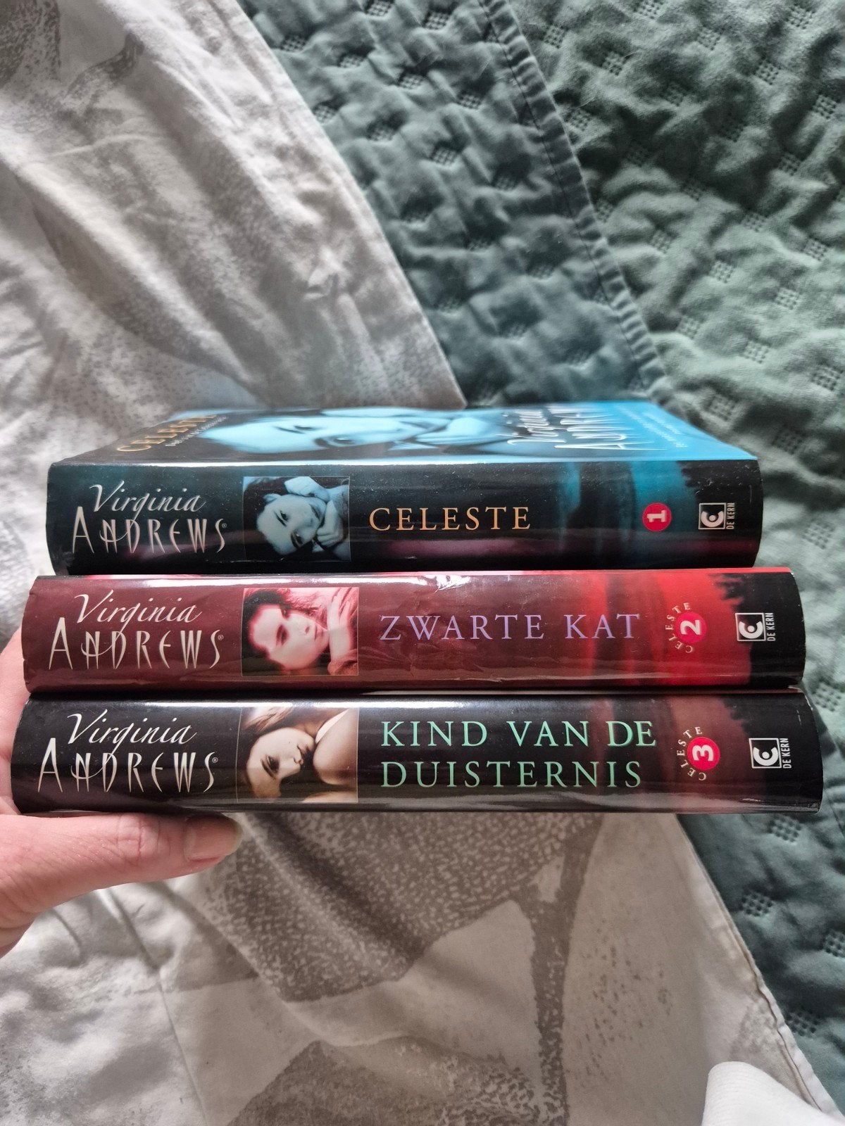 Virginia Andrews - Celeste Serie (3 boeken), Ophalen of Verzenden, Gelezen, Virginia Andrews, Nederland