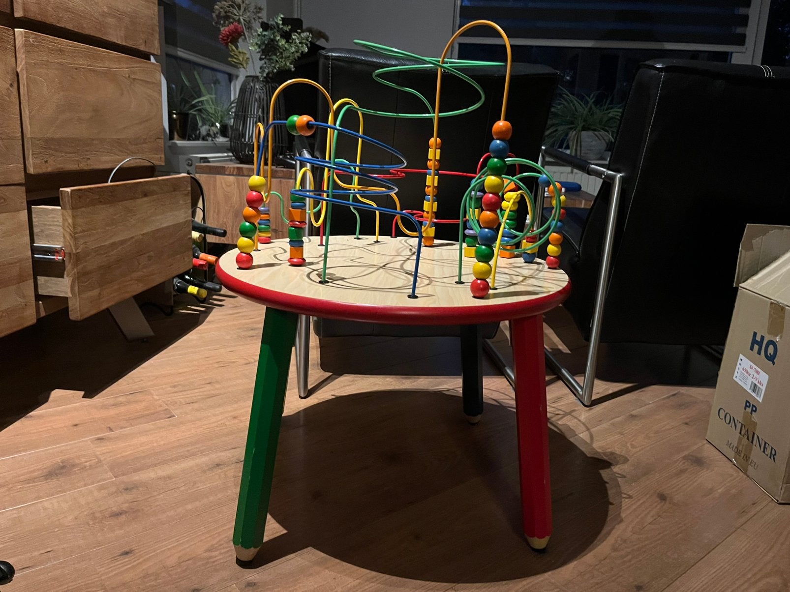Kralen spiraal tafel, Ophalen, Zo goed als nieuw