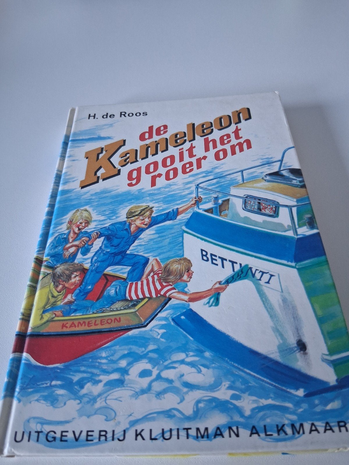 kameleon boek - de Kameleon gooit het roer om, Ophalen of Verzenden, Gelezen