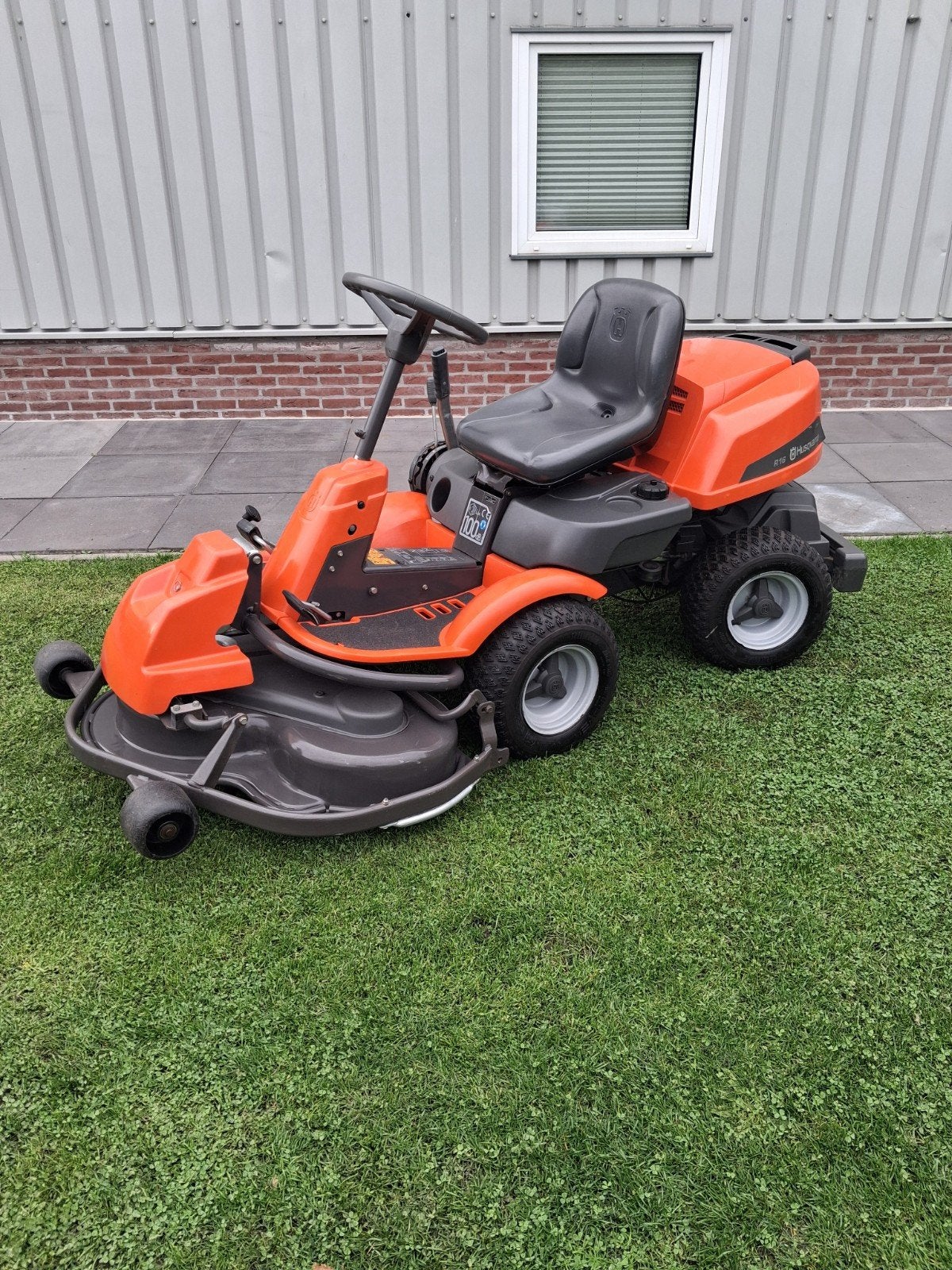 Husqvarna Rider 16 Hydrostaat 15,5pk OHV B&S , NIEUW 103 Dek, Ophalen of Verzenden, 50 cm of meer, Husqvarna, Husqvarna